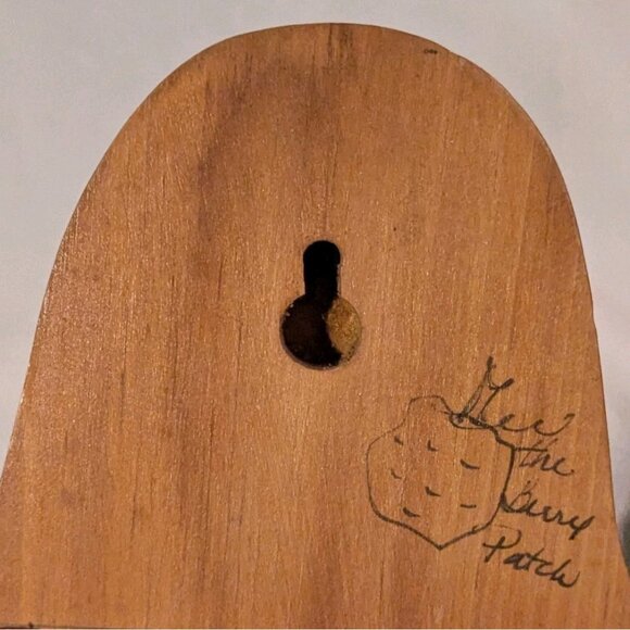 Painted Wooden Frame Folk Art Tree Tire Swing Sample Plaque Winter Lonely Vtg - Picture 3 of 16